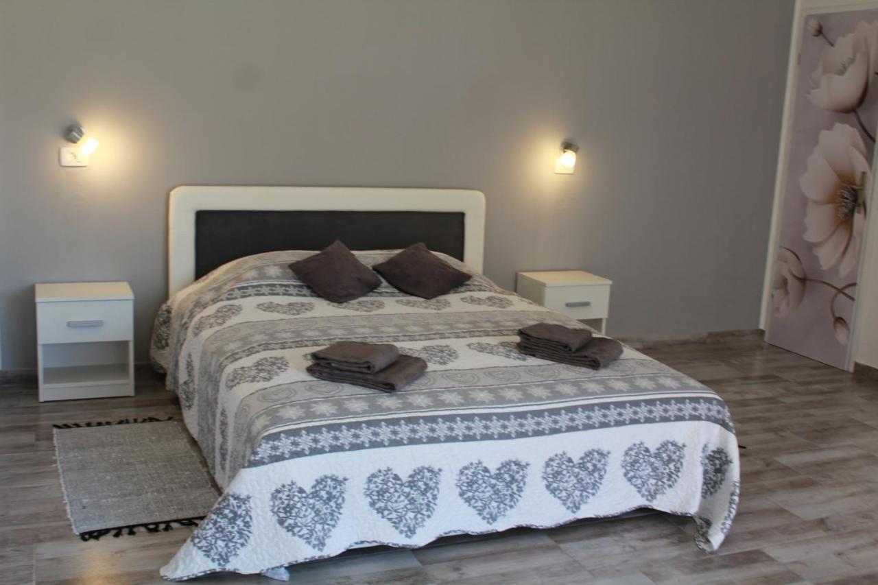 Apartment Nikolena 로비니스코 셀로 외부 사진