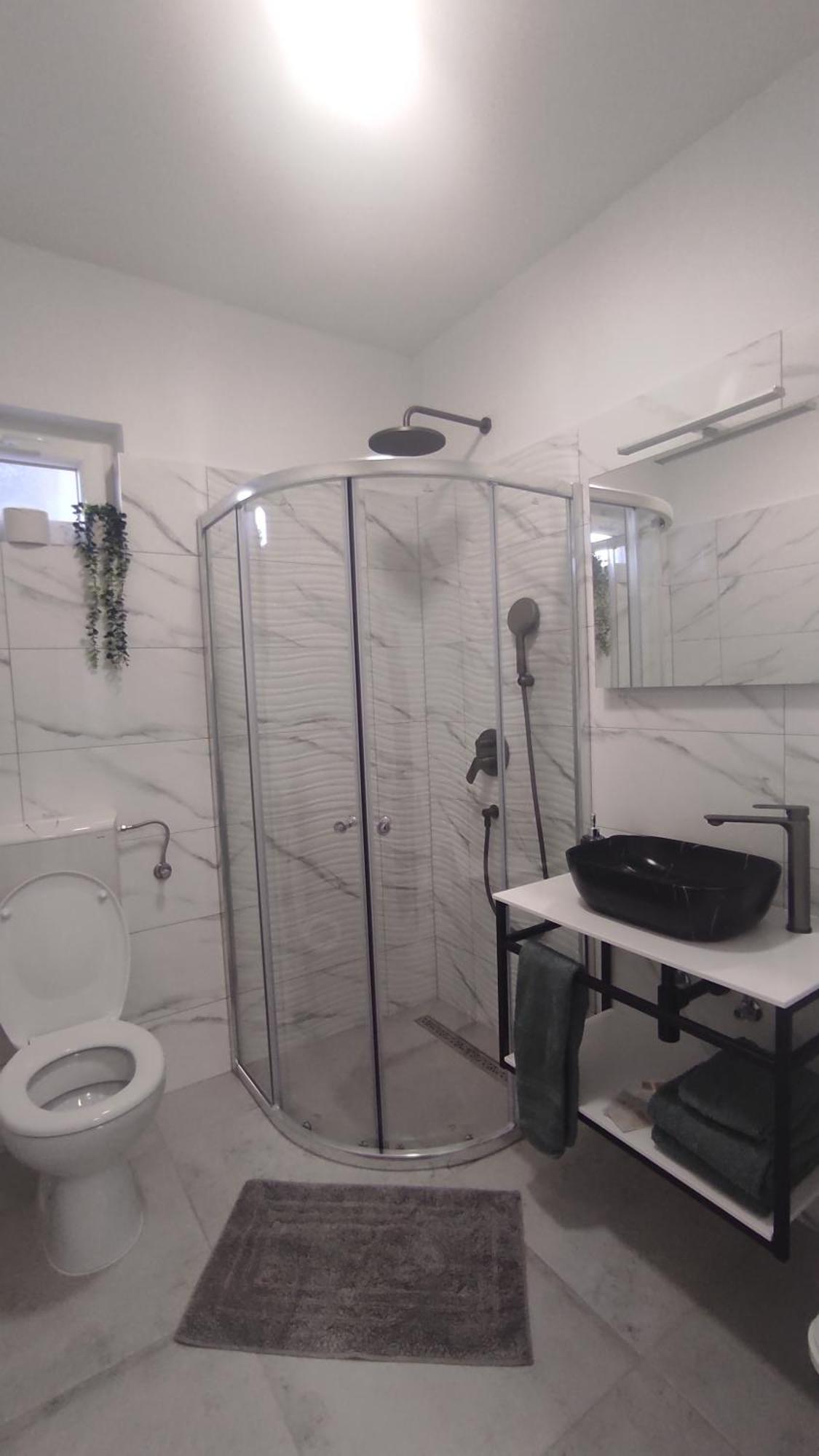 Apartment Nikolena 로비니스코 셀로 외부 사진